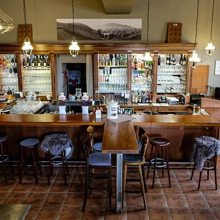 מלון Beim Schupi