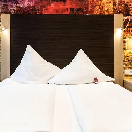 Beim Schupi 3* Karlsruhe