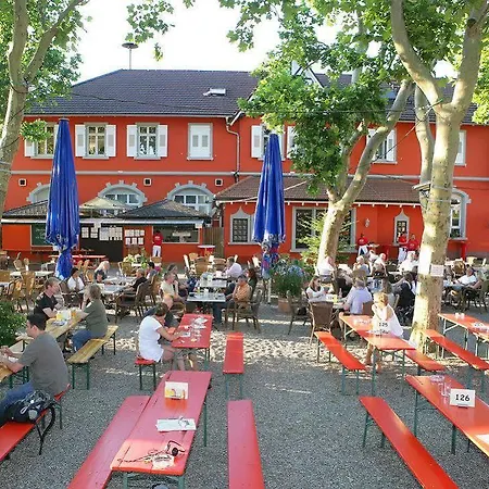 Beim Schupi 3* Karlsruhe